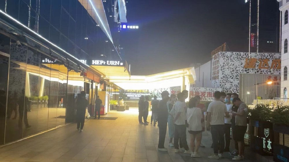 深圳罗湖赫本酒吧卡座预定
